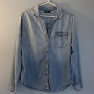 BDG UrbanOutfitters lightly worn denim button down